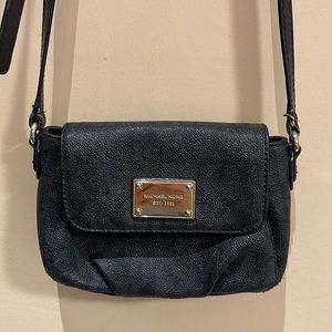Michael Kors crossbody purse